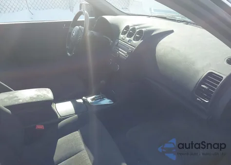 2010 Nissan Altima 2.5 S z USA, uszkodzony, nr VIN 1N4AL2APXAN473014